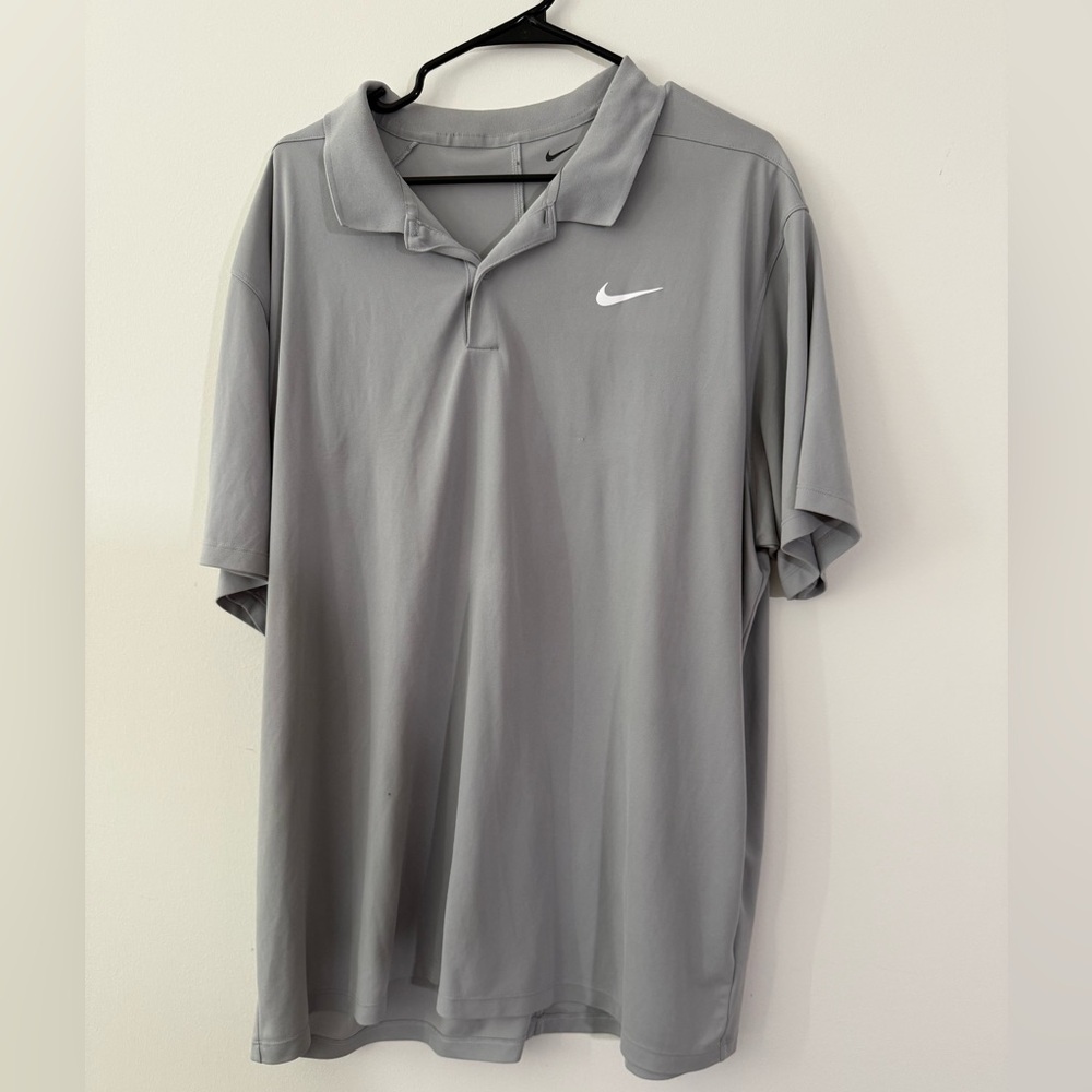Nike Men's Polo Shirt in Gray